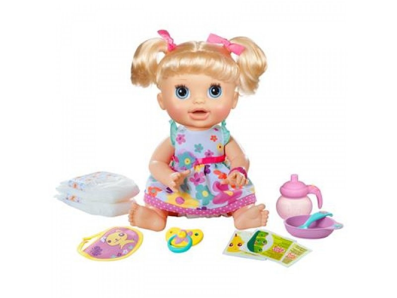 Подобранная кукла. Кукла Hasbro e942602331a. Кукла Хасбро ребенка. Baby Alive парикмахер. Кукла от Хасбро говорящая.