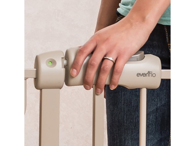 evenflo secure step