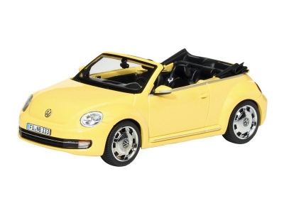 Модель Schuco, машина Volkswagen Beetle Cabrio, цвет желтый 1:43 1-00048233_1