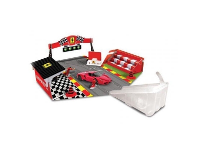 Набор игровой Bburago, Ferrari Пит Стоп+1 машинка, 1:43 1-00086039_1
