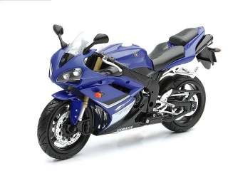 Модель New Ray, мотоцикл Yamaha YZF-R1, 1:12 1-00075697_1