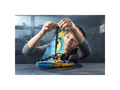 Конструктор Lego Technic, Гоночная яхта 1-00243225_17