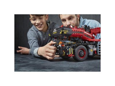Конструктор Lego Technic, Подъёмный кран для пересечённой местности 1-00243227_11