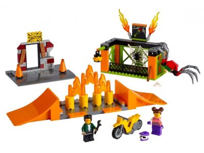 Конструктор Lego City Парк каскадёров 1-00353880_1