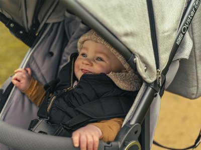Прогулочная коляска книжка Oyster Zero Gravity с накидкой на ножки и дождевиком 1-00353947_14