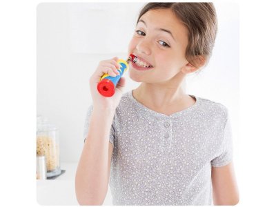 Зубная щетка Oral-B электрическая детская Stages Power Frozen D12.513K (тип 3709) 1-00151829_4