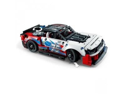 Конструктор Lego Technic Nascar: Chevrolet Camaro ZL1 нового поколения 1-00405629_4