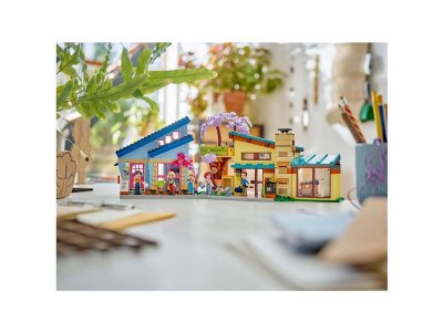 Конструктор LEGO Friends Дома семей Олли и Пейсли 42620 1-00430357_4