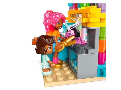 Конструктор LEGO Friends Магазин сладостей Хартлейк Сити 42649 1-00448161_8