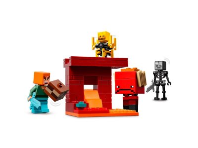 Конструктор LEGO Minecraft Битва в лаве Невер 21266 1-00448185_8