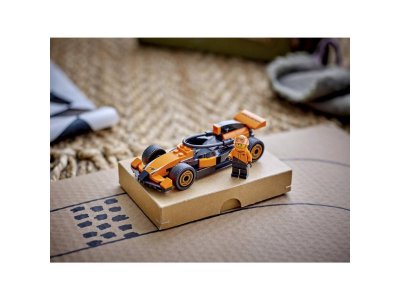 Конструктор LEGO City Гонщик F1 и его машина McLaren 60442 1-00448193_3