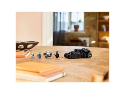 Конструктор LEGO DC Тумблер Бэтмена против Двуликого и Джокера 76303 1-00450301_2