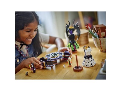Конструктор LEGO Disney Платья Малефисенты и Круэллы Де Виль 43262 1-00455169_3