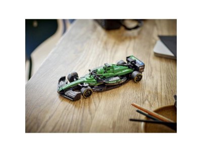 Конструктор  LEGO Speed Champions Гоночный автомобиль Формула-1 Aston Martin Aramco F1 AMR24 77245 1-00455186_5