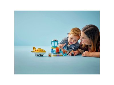 Конструктор LEGO Duplo Первый раз в аэропорту 10443 1-00463732_5