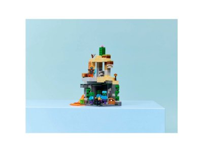 Конструктор LEGO Minecraft Подземелье зомби, 284 дет., 21587 1-00483036_7