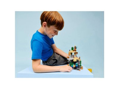 Конструктор LEGO Minecraft Подземелье зомби, 284 дет., 21587 1-00483036_8